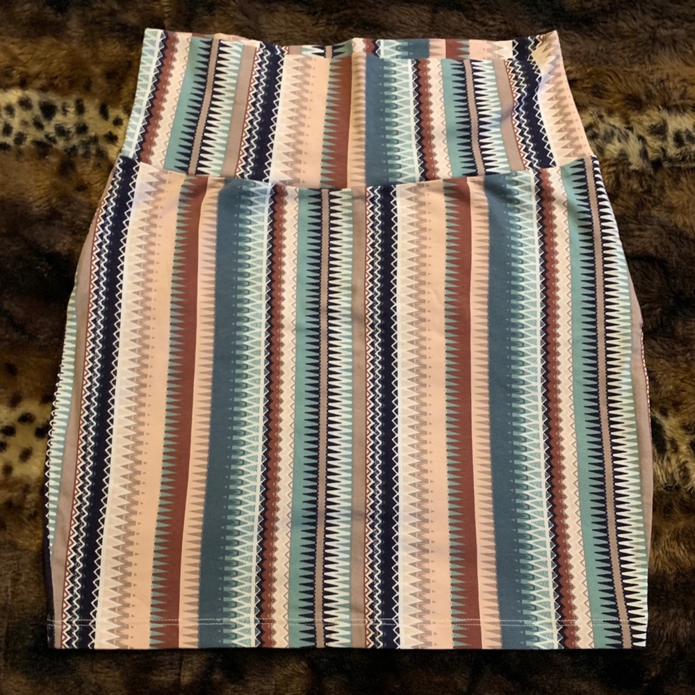 Tribal print skirt
